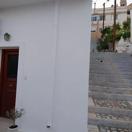 Dreamy Apartment Ermoupoli Exterior photo